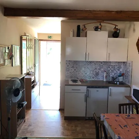 Apartment Ubytovani U Jerabku Mikulov